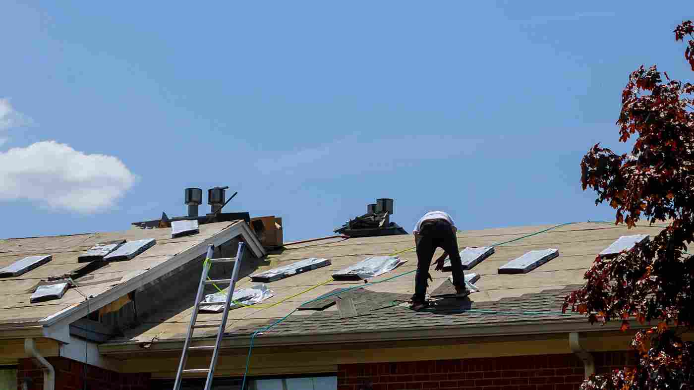 how much does a commercial roof cost
