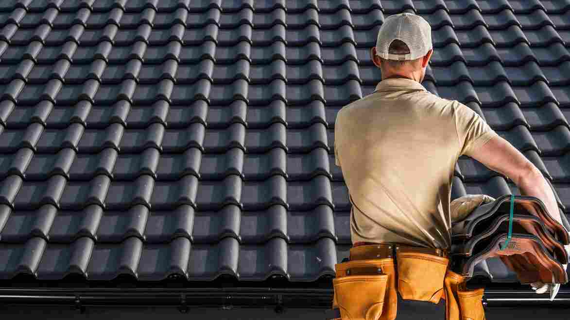 how to choose a residential roofing contractor