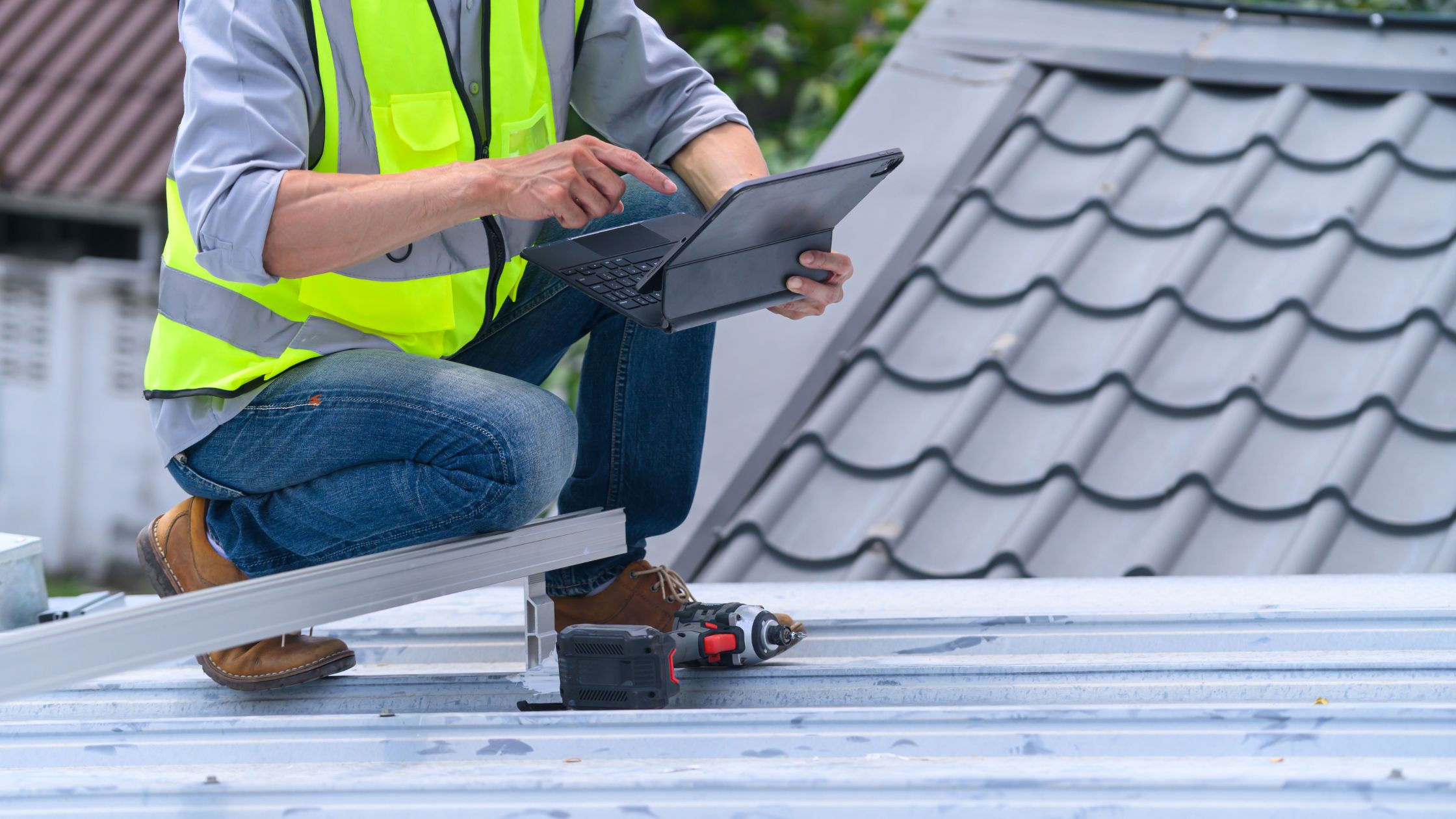 What a Roof Estimate Should Include — and What It Usually Doesn't